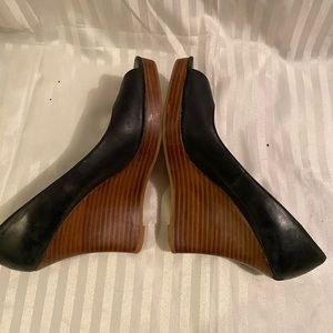 Steve Madden Shoes - ‼️$20, unworn Steve Madden peep toe wedges Steve Madden Shoes - ‼️$20, unworn Steve Madden peep toe wedges